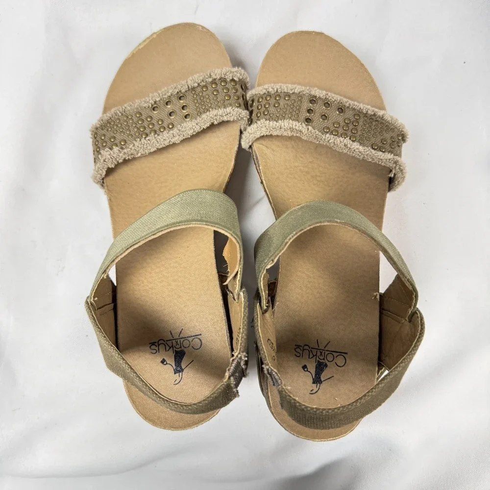 Corkys Olive Green Canvas Studded Cork Wedge Platform Sandals Womens Boho size 8